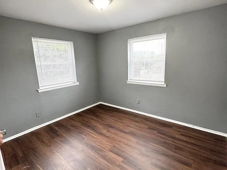 Memphis, Tennessee 38106, United States, 12 Bedrooms Bedrooms, ,Residential,Pending,251552