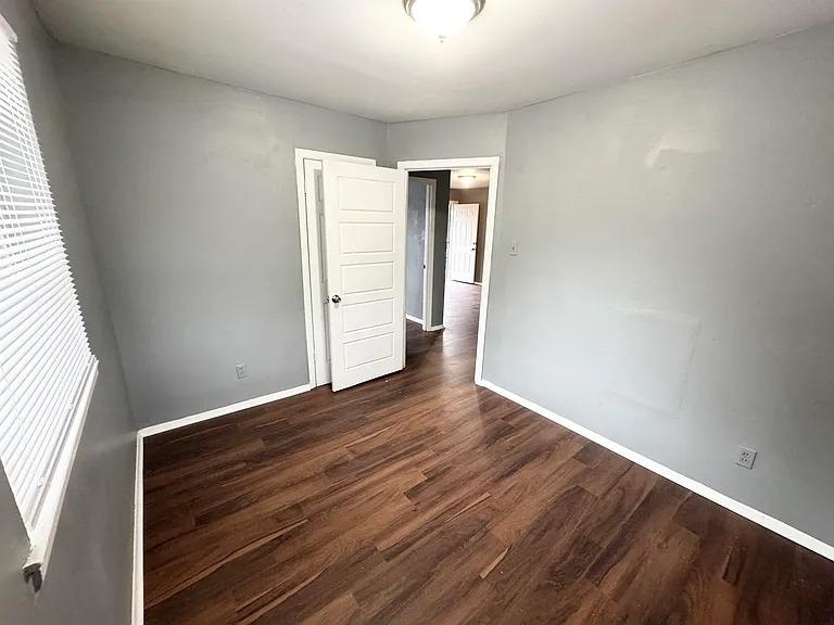 Memphis, Tennessee 38106, United States, 12 Bedrooms Bedrooms, ,Residential,Pending,251552