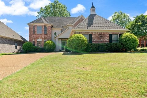 Photo of 20 PINE MEADOWS LN, Oakland, TN 38060 (MLS # 10220131)