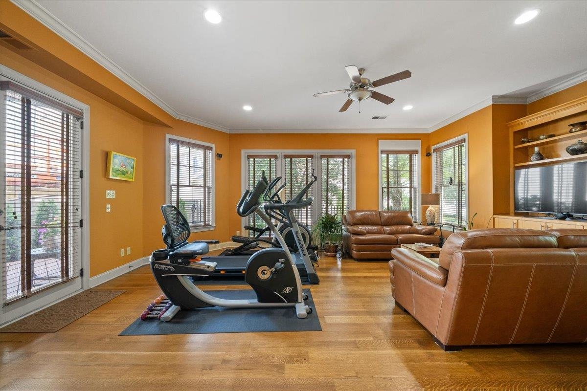 Memphis, Tennessee 38103, United States, 4 Bedrooms Bedrooms, ,5 BathroomsBathrooms,Residential,Active,174586