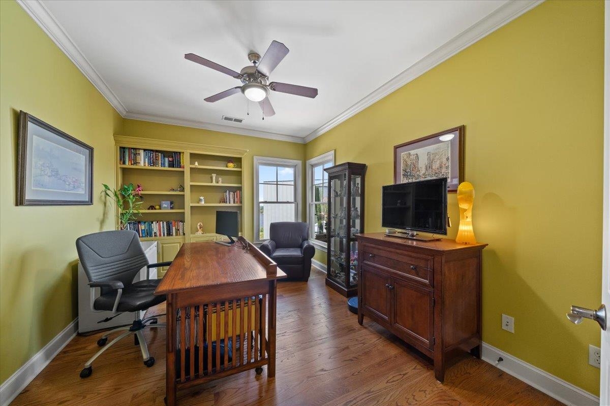 Memphis, Tennessee 38103, United States, 4 Bedrooms Bedrooms, ,5 BathroomsBathrooms,Residential,Active,174586