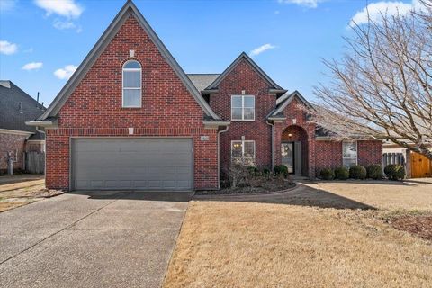 Photo of 4517 HILLYGLEN CV, Bartlett, TN 38135 (MLS # 10215328)