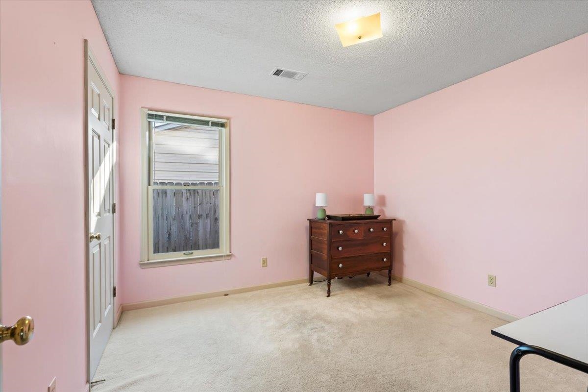 Memphis, Tennessee 38018, United States, 4 Bedrooms Bedrooms, ,2 BathroomsBathrooms,Residential,Pending,17138