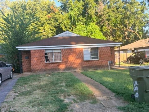 Photo of 557 BERCLAIR RD, Memphis, TN 38122 (MLS # 10229418)