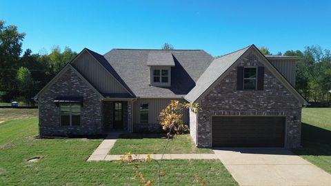 Photo of 35 DRYSDALE CV, Atoka, TN 38004 (MLS # 10204799)