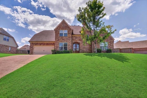Photo of 6145 TRAIL CREEK LN, Bartlett, TN 38135 (MLS # 10223907)