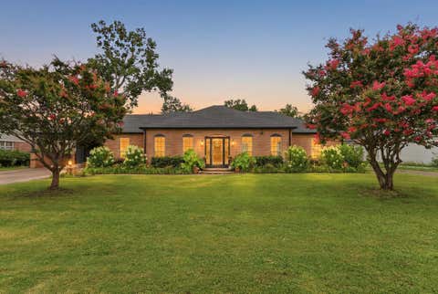 Photo of 5739 ASHBRIAR AVE, Memphis, TN 38120 (MLS # 10224798)