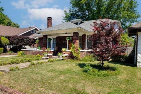 Single Family Residence in Memphis TN 1574 VANCE AVE 2.jpg