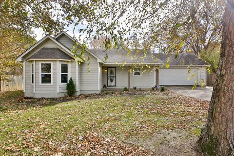 Photo of 400 SHANNON LN, Atoka, TN 38004 (MLS # 10209698)