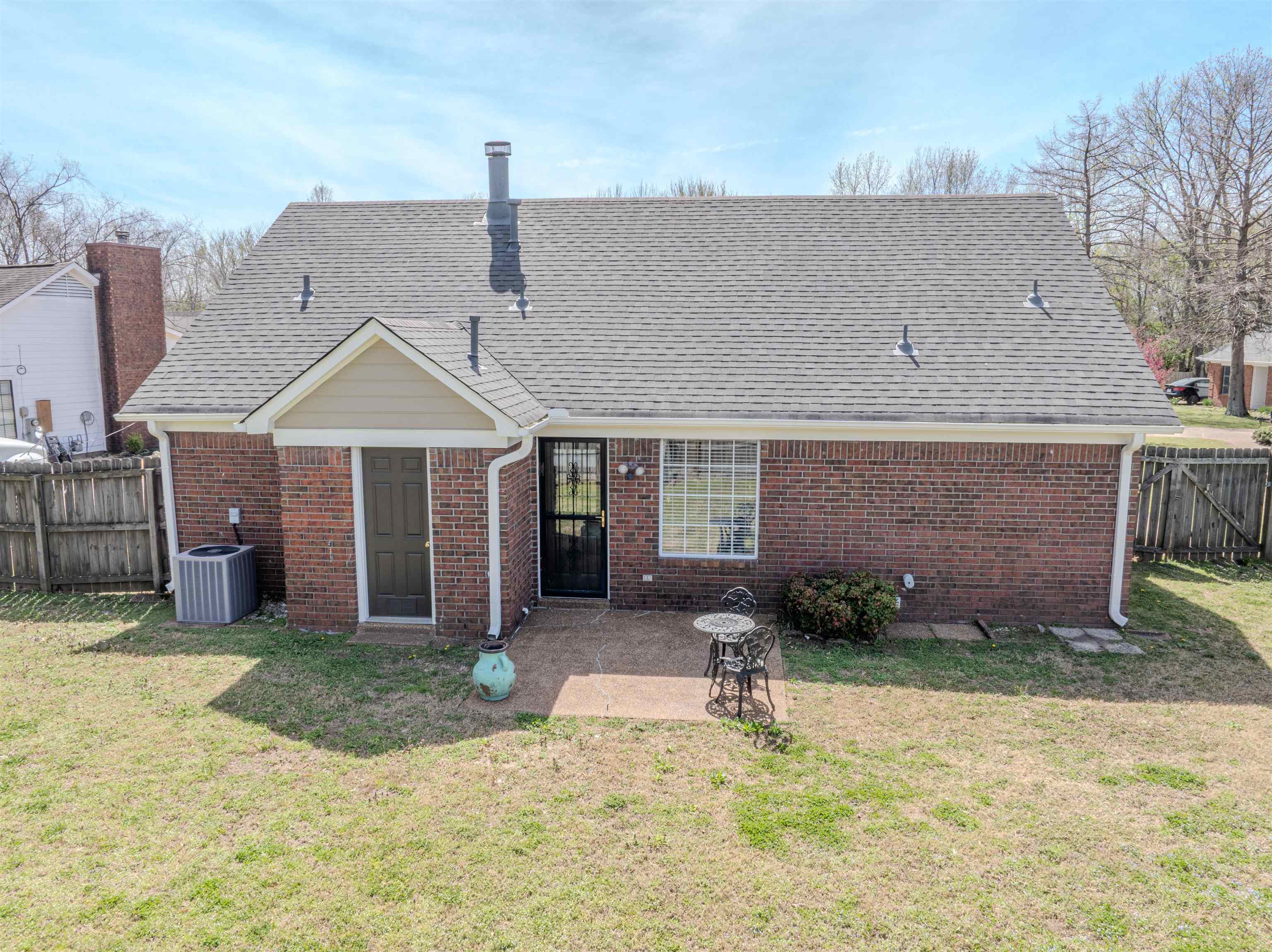 Memphis, Tennessee 38133, United States, 3 Bedrooms Bedrooms, ,2 BathroomsBathrooms,Residential,Active,87774