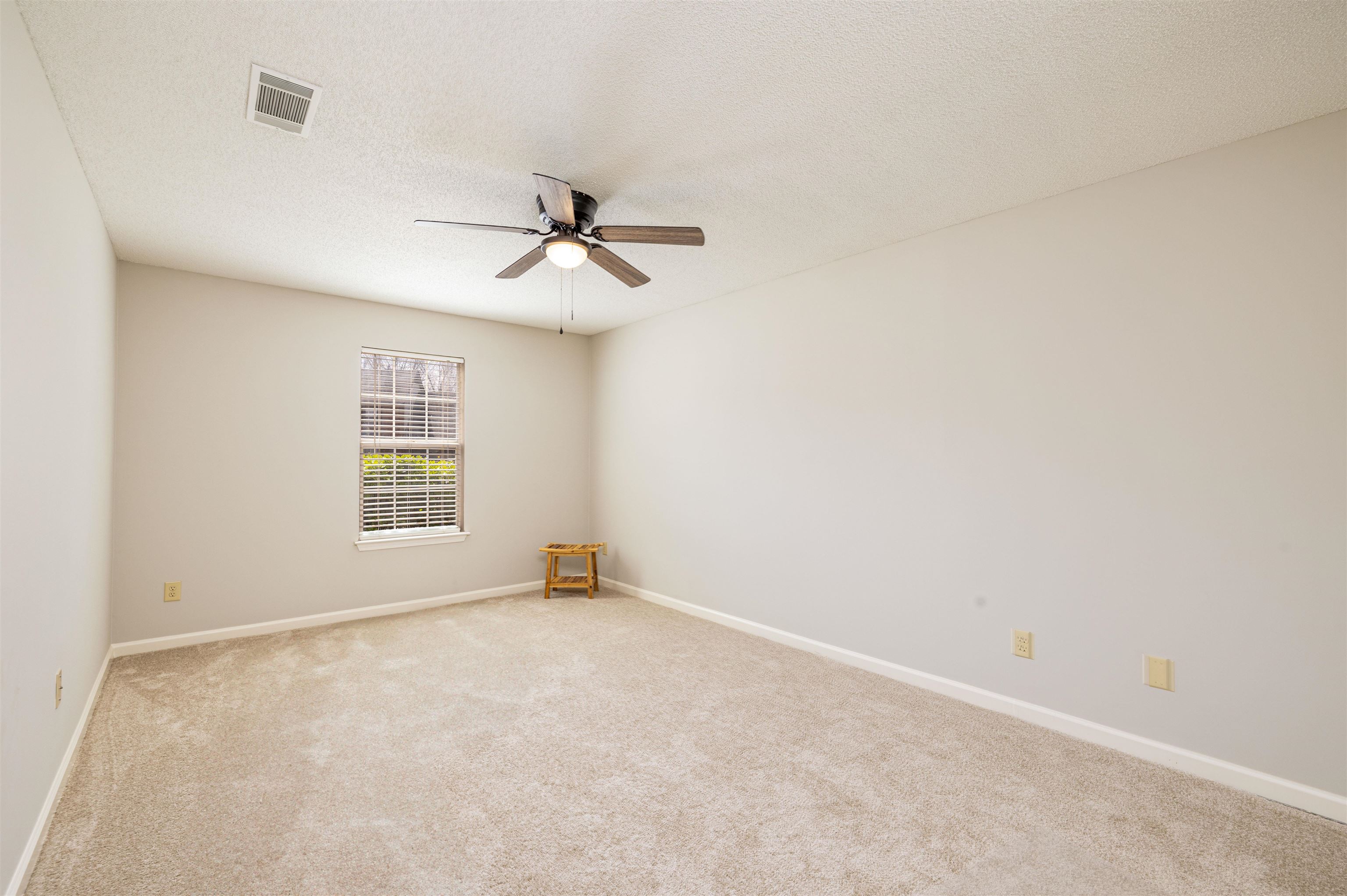 Memphis, Tennessee 38133, United States, 3 Bedrooms Bedrooms, ,2 BathroomsBathrooms,Residential,Active,87774