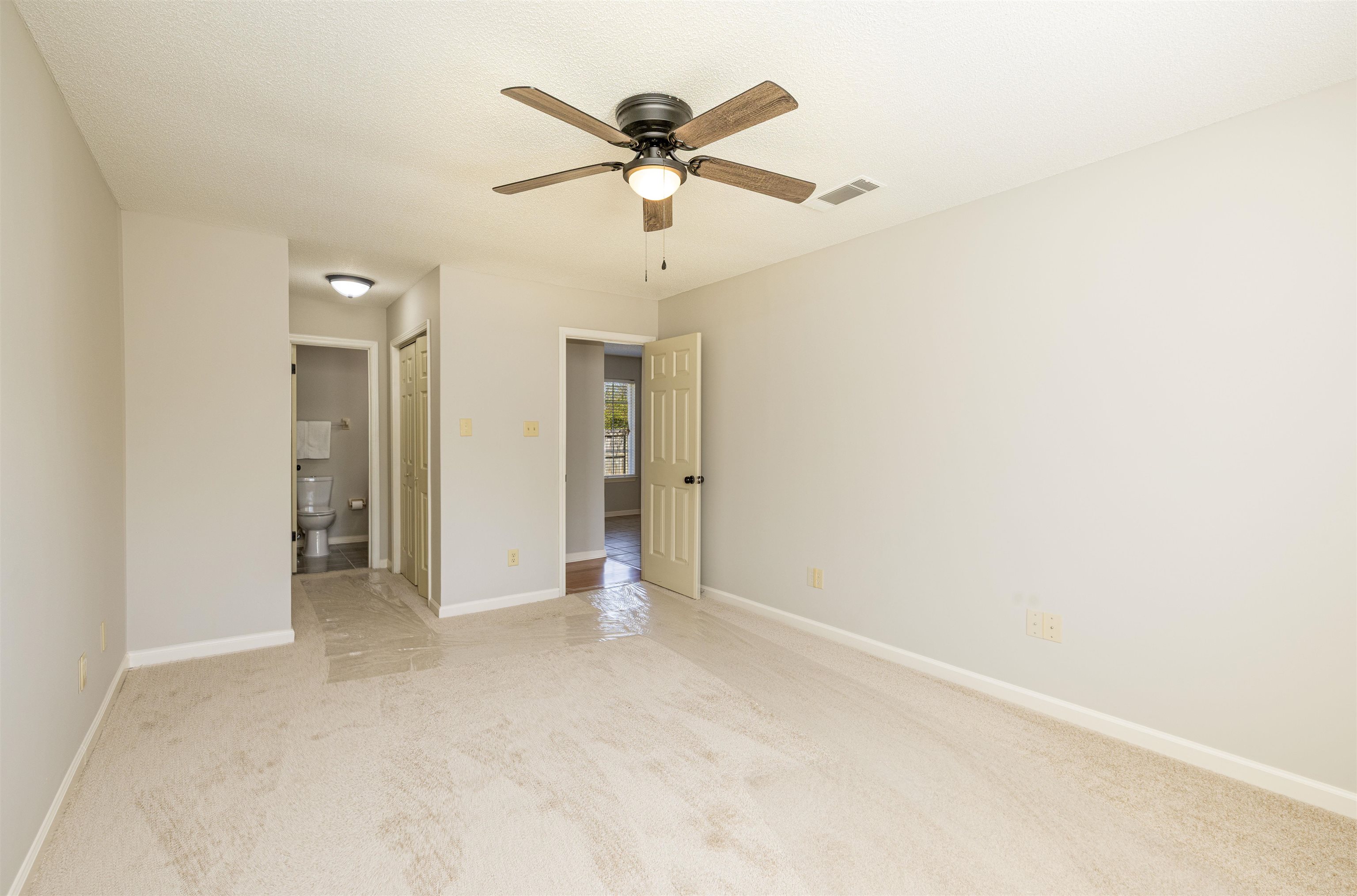 Memphis, Tennessee 38133, United States, 3 Bedrooms Bedrooms, ,2 BathroomsBathrooms,Residential,Active,87774