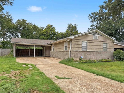 Photo of 2993 S PERKINS RD, Memphis, TN 38118 (MLS # 10226882)