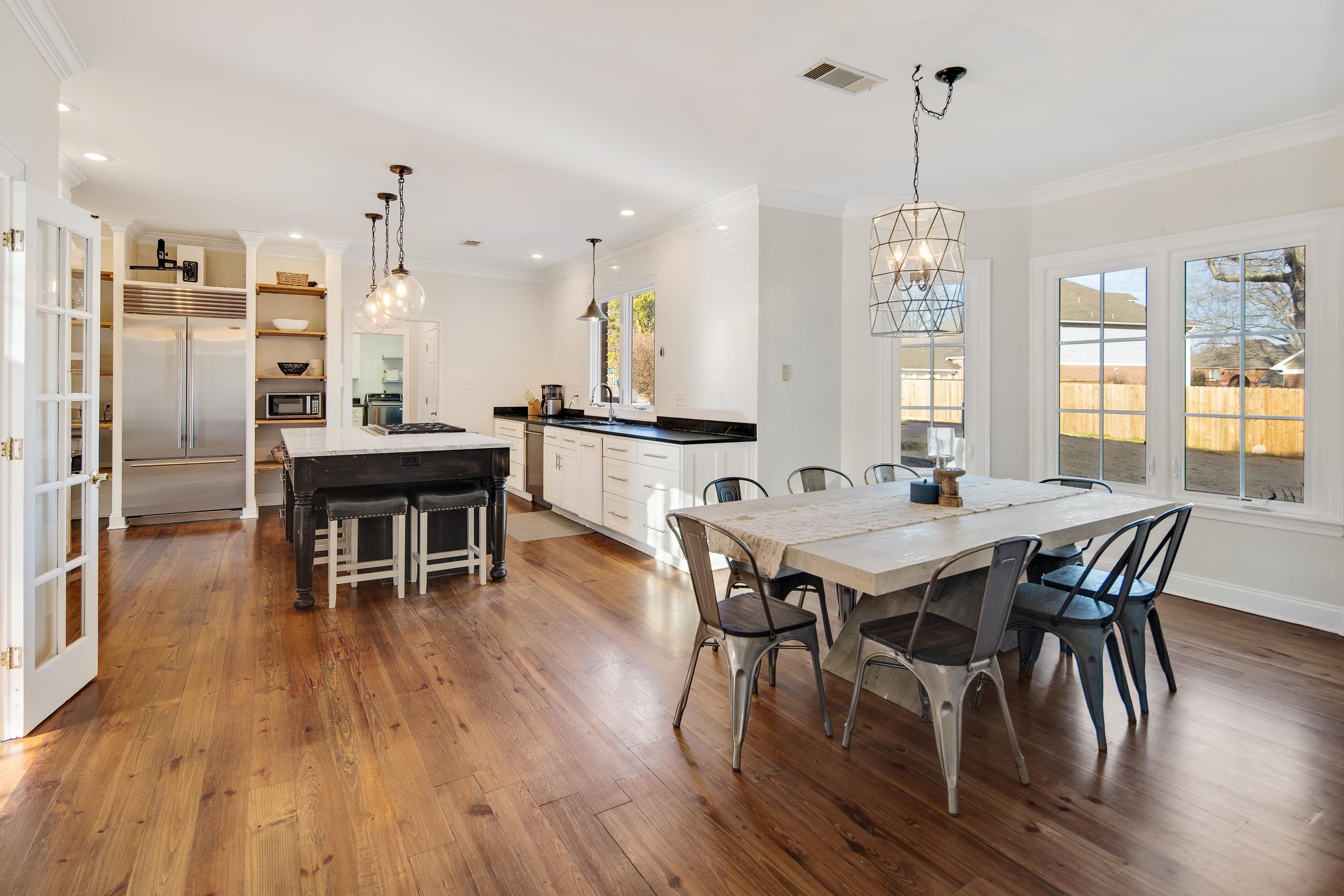 Collierville, Tennessee 38017, United States, 4 Bedrooms Bedrooms, ,4 BathroomsBathrooms,Residential,Active,79949