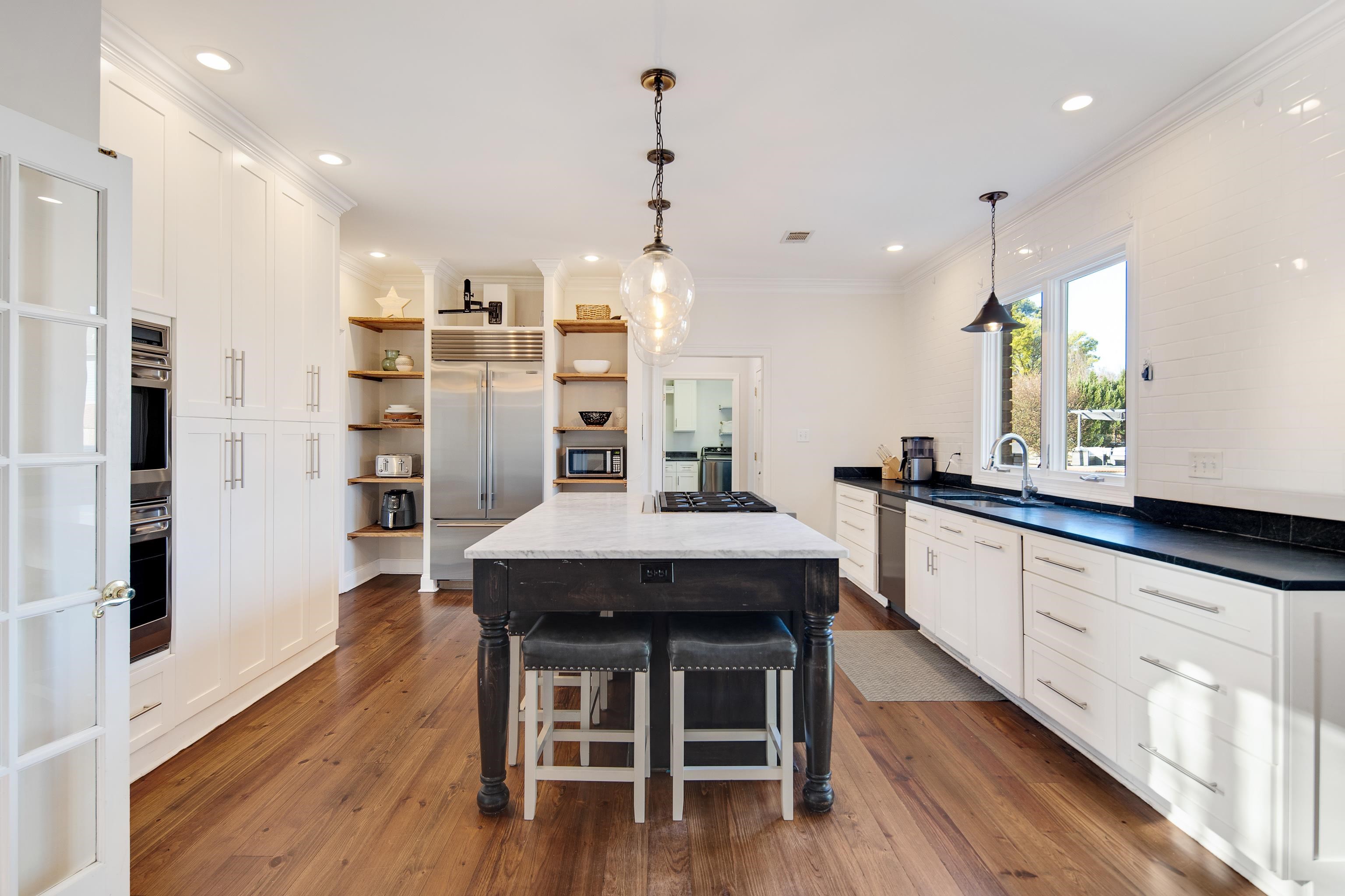 Collierville, Tennessee 38017, United States, 4 Bedrooms Bedrooms, ,4 BathroomsBathrooms,Residential,Active,79949