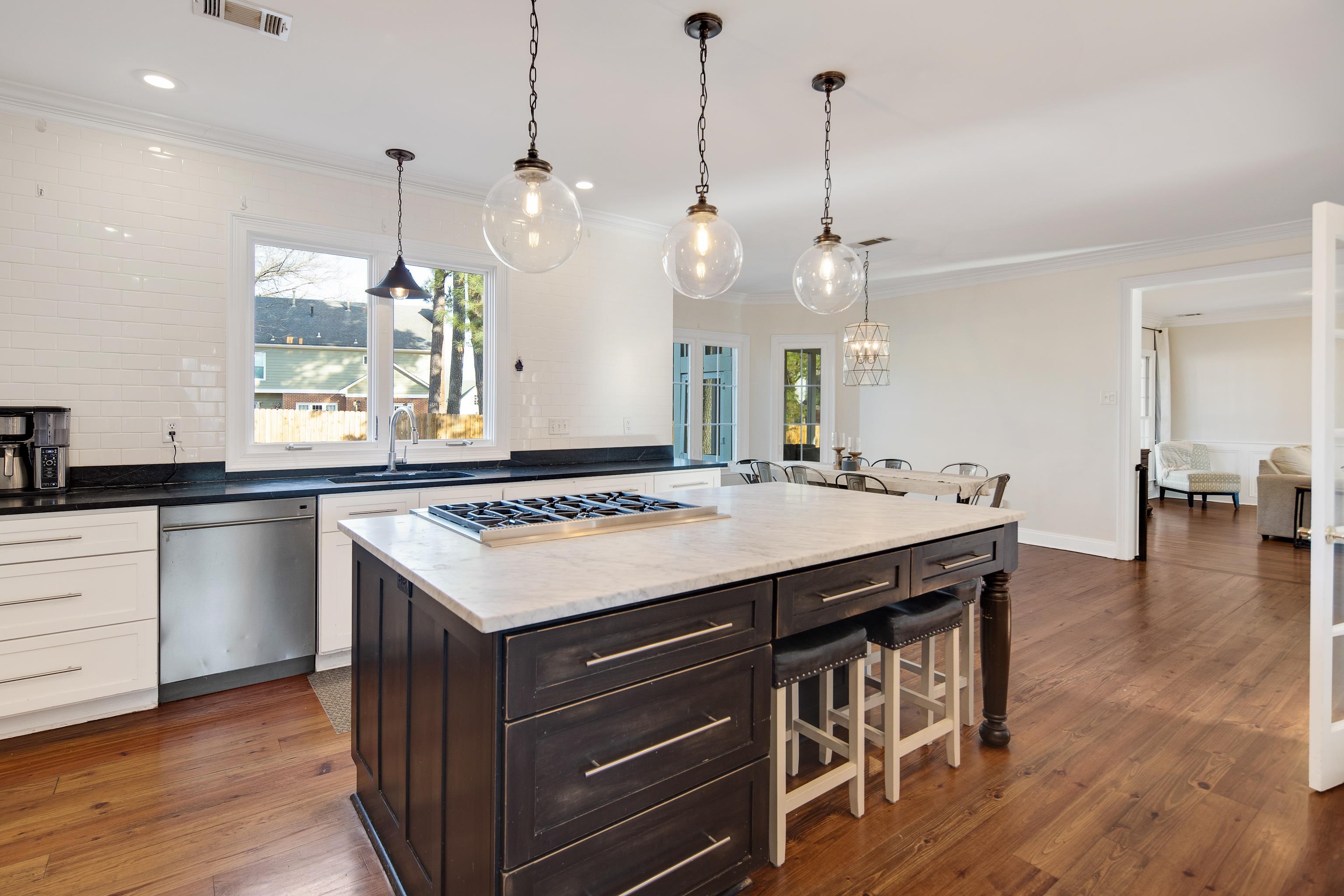 Collierville, Tennessee 38017, United States, 4 Bedrooms Bedrooms, ,4 BathroomsBathrooms,Residential,Active,79949