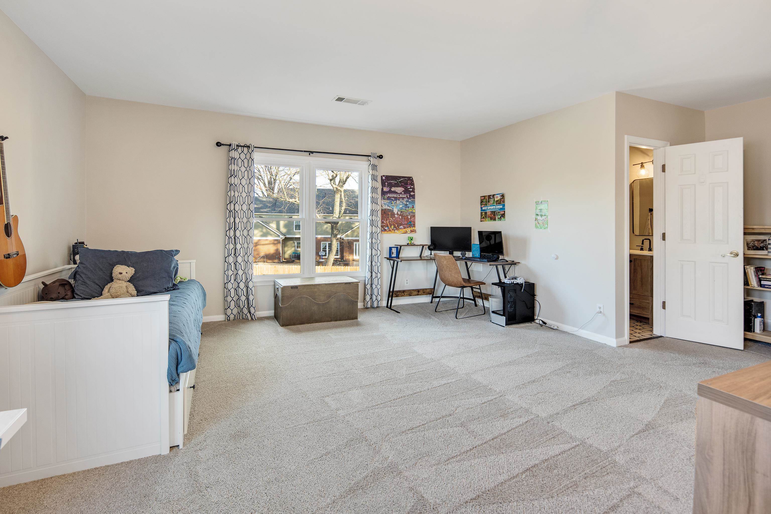 Collierville, Tennessee 38017, United States, 4 Bedrooms Bedrooms, ,4 BathroomsBathrooms,Residential,Active,79949