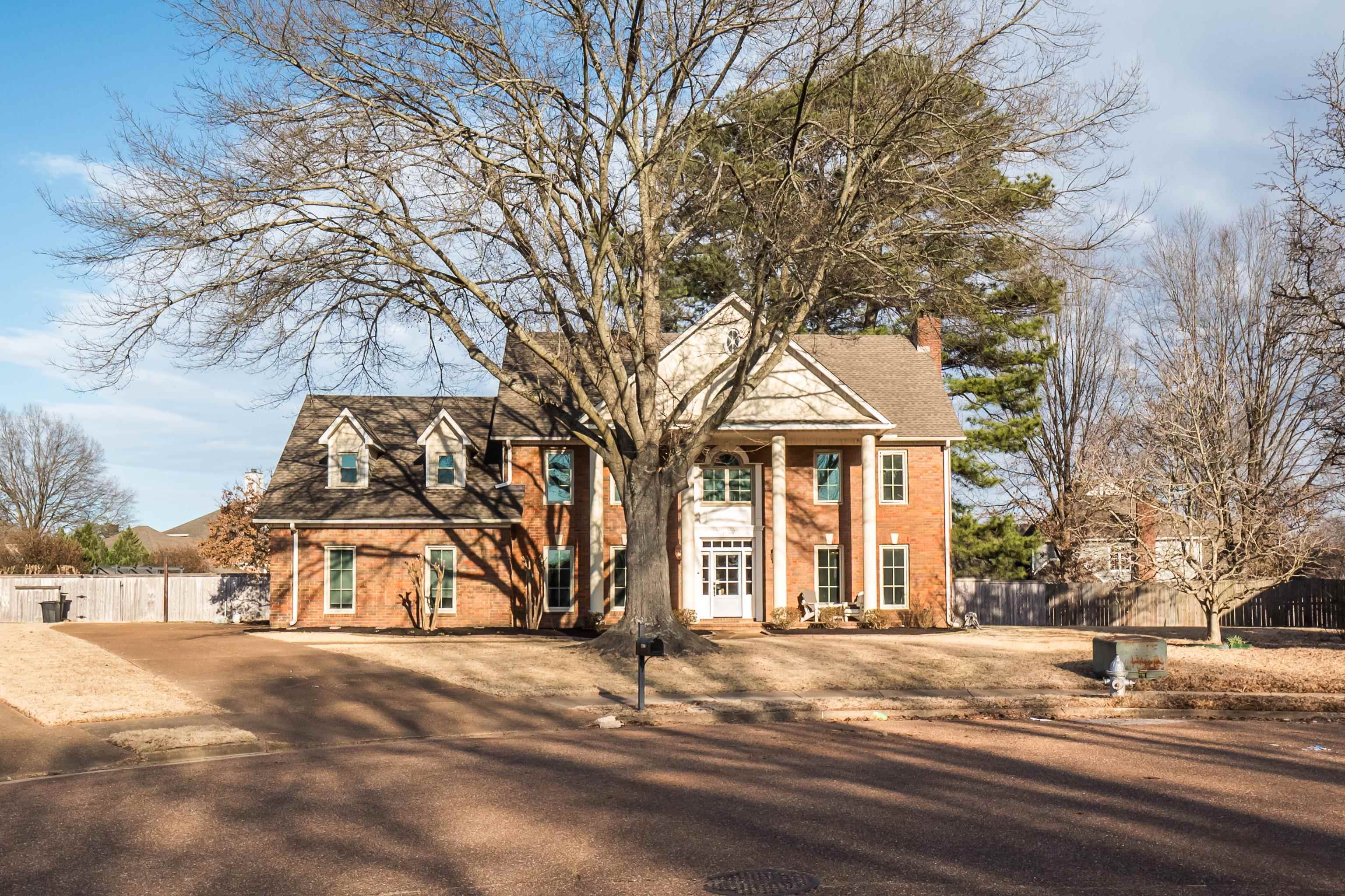 Collierville, Tennessee 38017, United States, 4 Bedrooms Bedrooms, ,4 BathroomsBathrooms,Residential,Active,79949