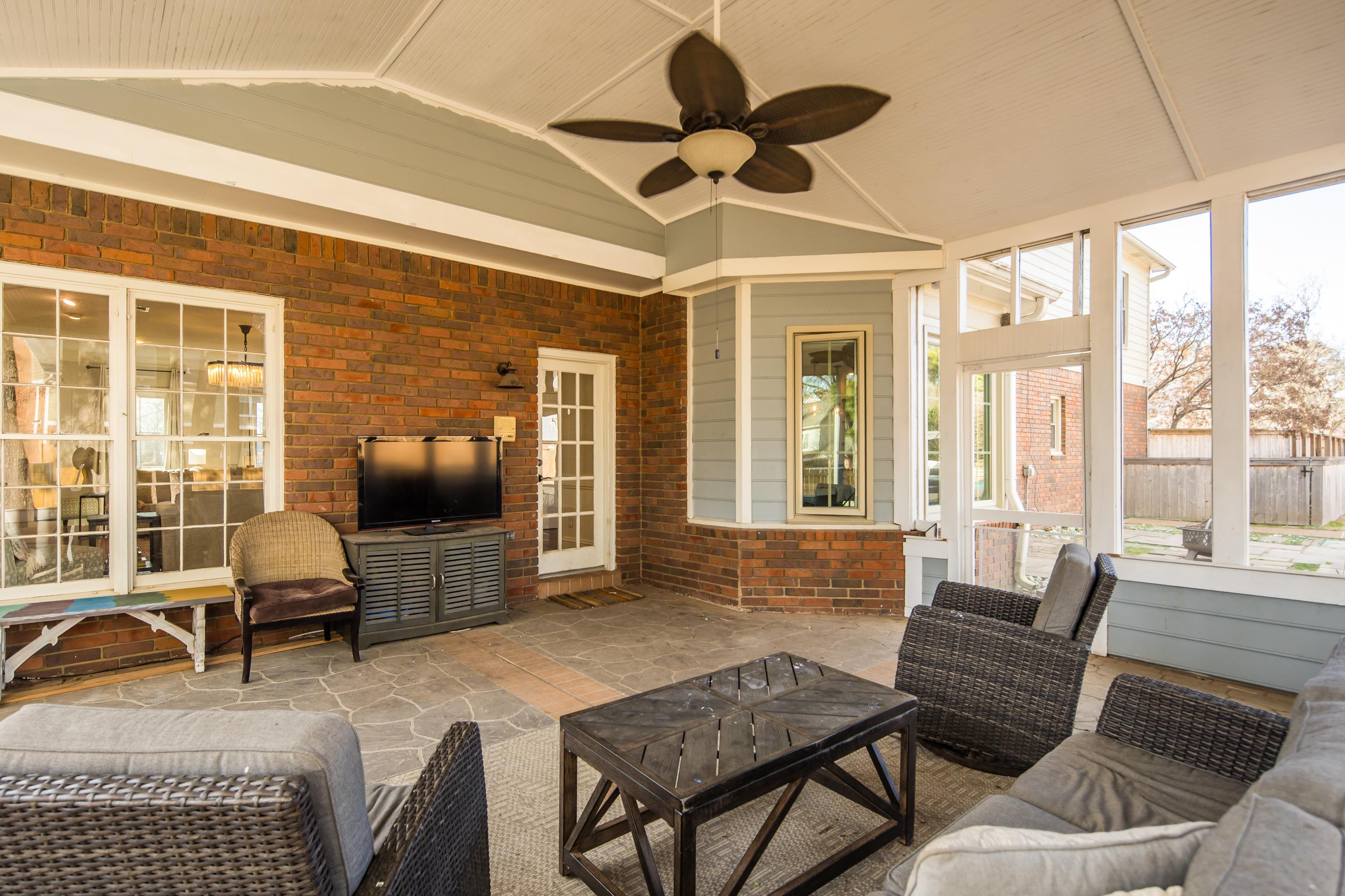 Collierville, Tennessee 38017, United States, 4 Bedrooms Bedrooms, ,4 BathroomsBathrooms,Residential,Active,79949