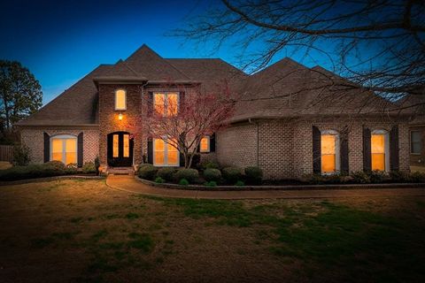 Photo of 1196 TUSCUMBIA RD, Collierville, TN 38017 (MLS # 10217461)