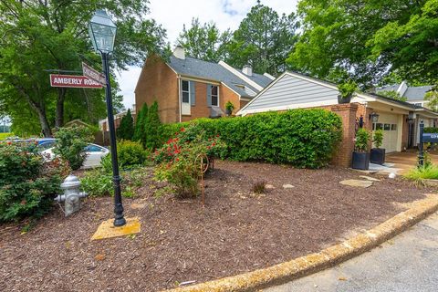 Townhouse in Memphis TN 6945 AMBERLY RD 37.jpg