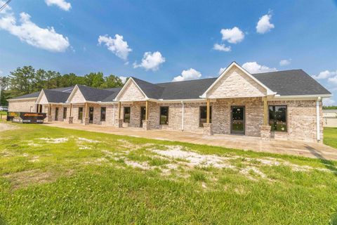 Photo of 5500 HWY 45 HWY, Selmer, TN 38375 (MLS # 10209156)