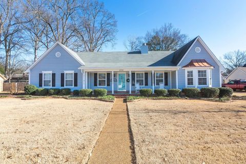 Photo of 2710 SURREY PARK DR, Bartlett, TN 38134 (MLS # 10211933)