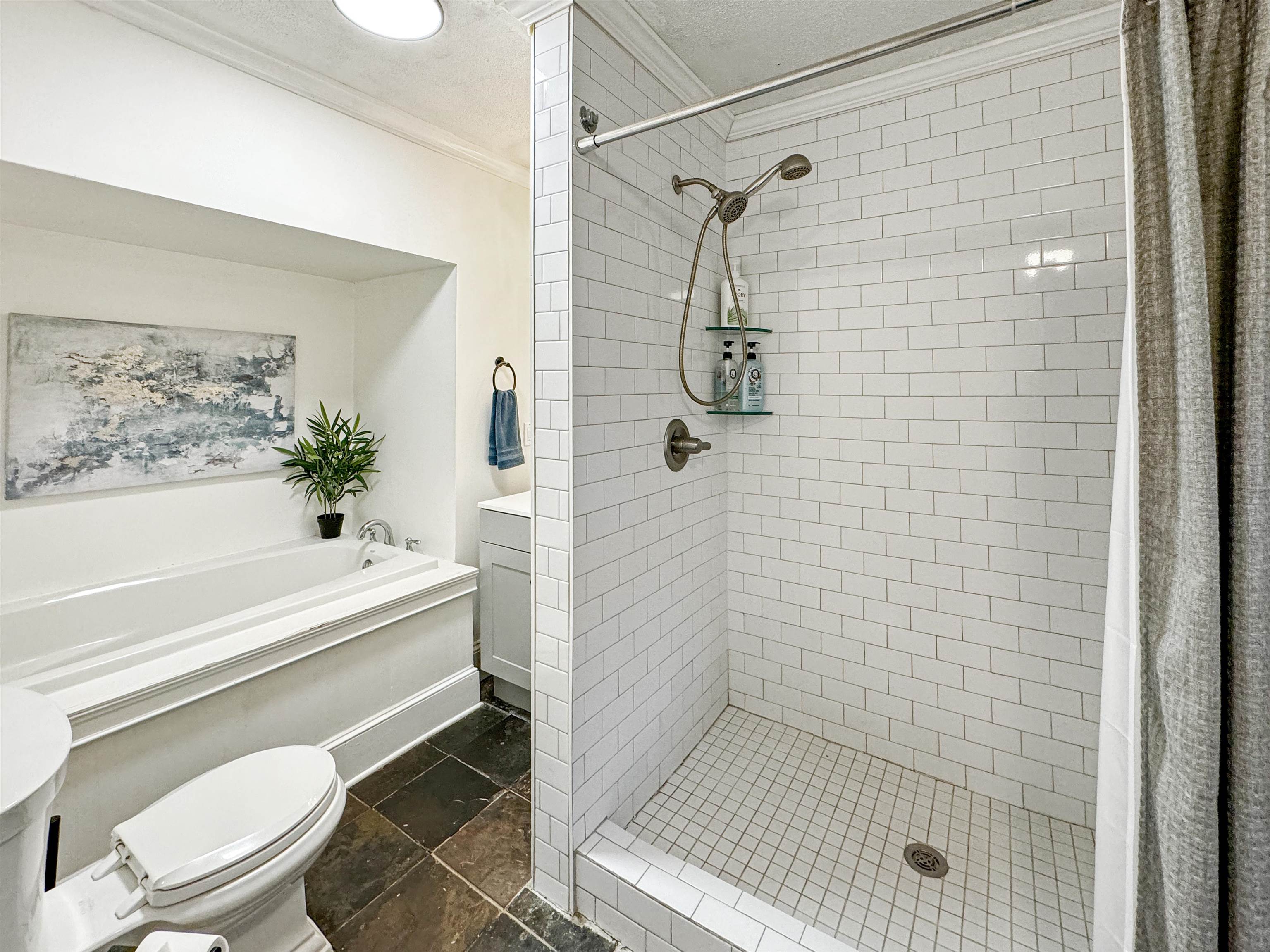 Memphis, Tennessee 38104, United States, 3 Bedrooms Bedrooms, ,2 BathroomsBathrooms,Residential,Active,7446