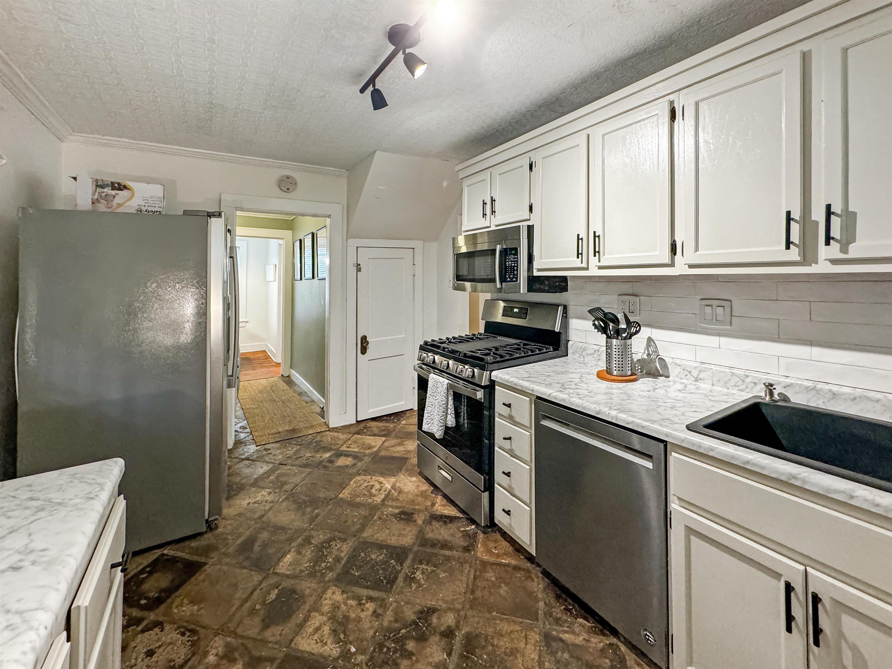 Memphis, Tennessee 38104, United States, 3 Bedrooms Bedrooms, ,2 BathroomsBathrooms,Residential,Active,7446