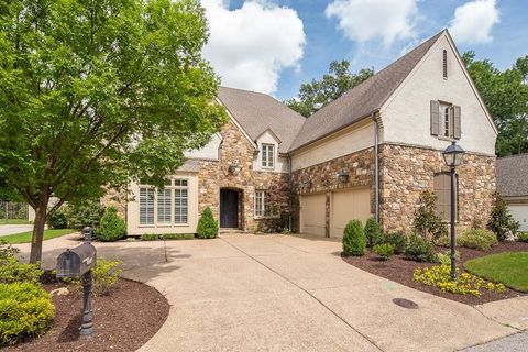 Photo of 884 DRAKE MANOR CV, Memphis, TN 38117 (MLS # 10219777)