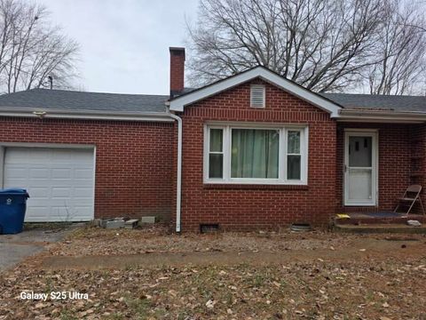 Photo of 9540 N 641 HWY, Puryear, TN 38251 (MLS # 10215257)