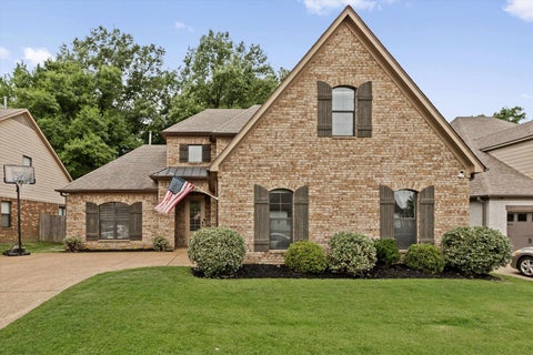 Photo of 6025 GARRETT VALLEY LN, Arlington, TN 38002 (MLS # 10222445)