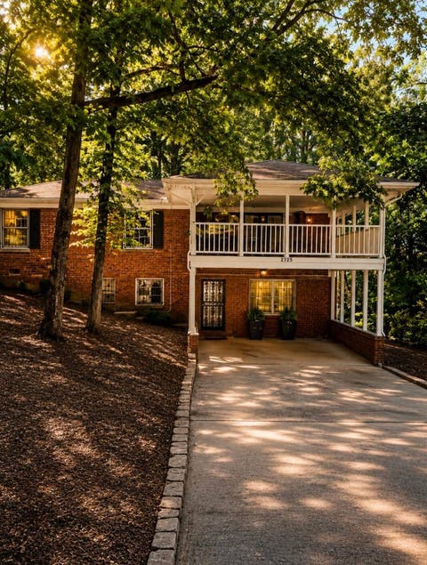 Photo of 2725 COVINGTON PIKE RD, Memphis, TN 38128 (MLS # 10227394)