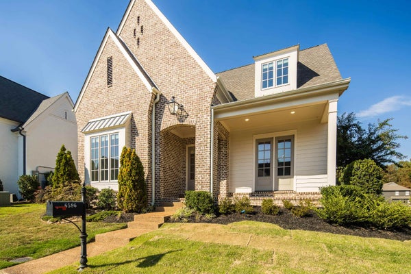 6596 CORINNE OAK CV, MEMPHIS, TN 38119 - Image 4be6ef9b8b527e0142c877ce123e8607/2662489234