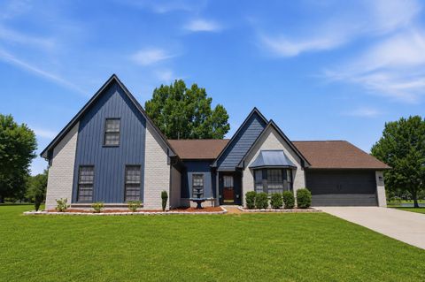 Photo of 6830 CLEARWATER CV, Memphis, TN 38141 (MLS # 10225036)