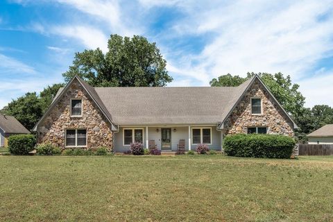 Photo of 4125 SUNNY MEADOWS RD, Bartlett, TN 38135 (MLS # 10221805)