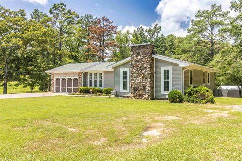 Photo of 1845 POWELL CHAPEL RD, Middleton, TN 38052 (MLS # 10225019)