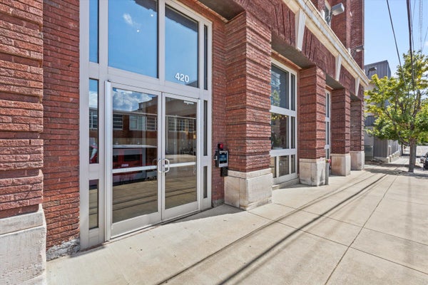 420 S FRONT ST APT 405, MEMPHIS, TN 38103 - Image 4cf1c76df3ede4f44732131b2d5758bf/127888549