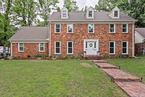 Photo of 134 WALNUT CREEK RD, Memphis, TN 38018 (MLS # 10222689)