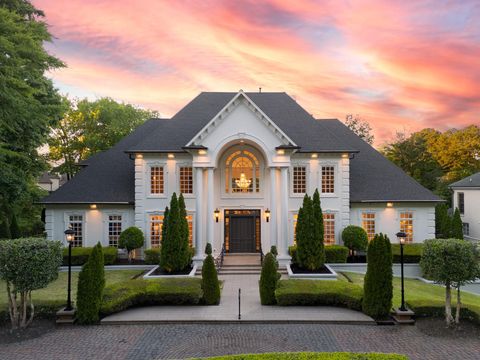 Photo of 5870 GARDEN REACH CV, Memphis, TN 38120 (MLS # 10221571)