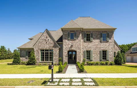 Photo of 9932 WHITTMORE PARK LN, Collierville, TN 38017 (MLS # 10188975)