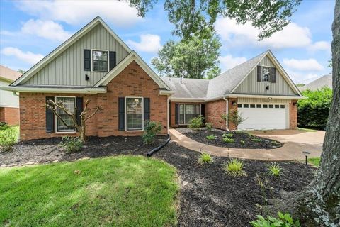 Photo of 8429 KING WILLIAM ST, Memphis, TN 38016 (MLS # 10215042)