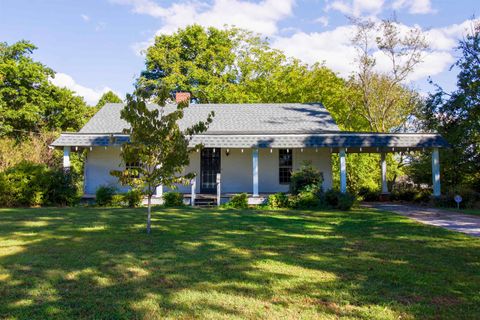 Photo of 2440 EDITH NANKIPOO RD, Ripley, TN 38063 (MLS # 10207595)