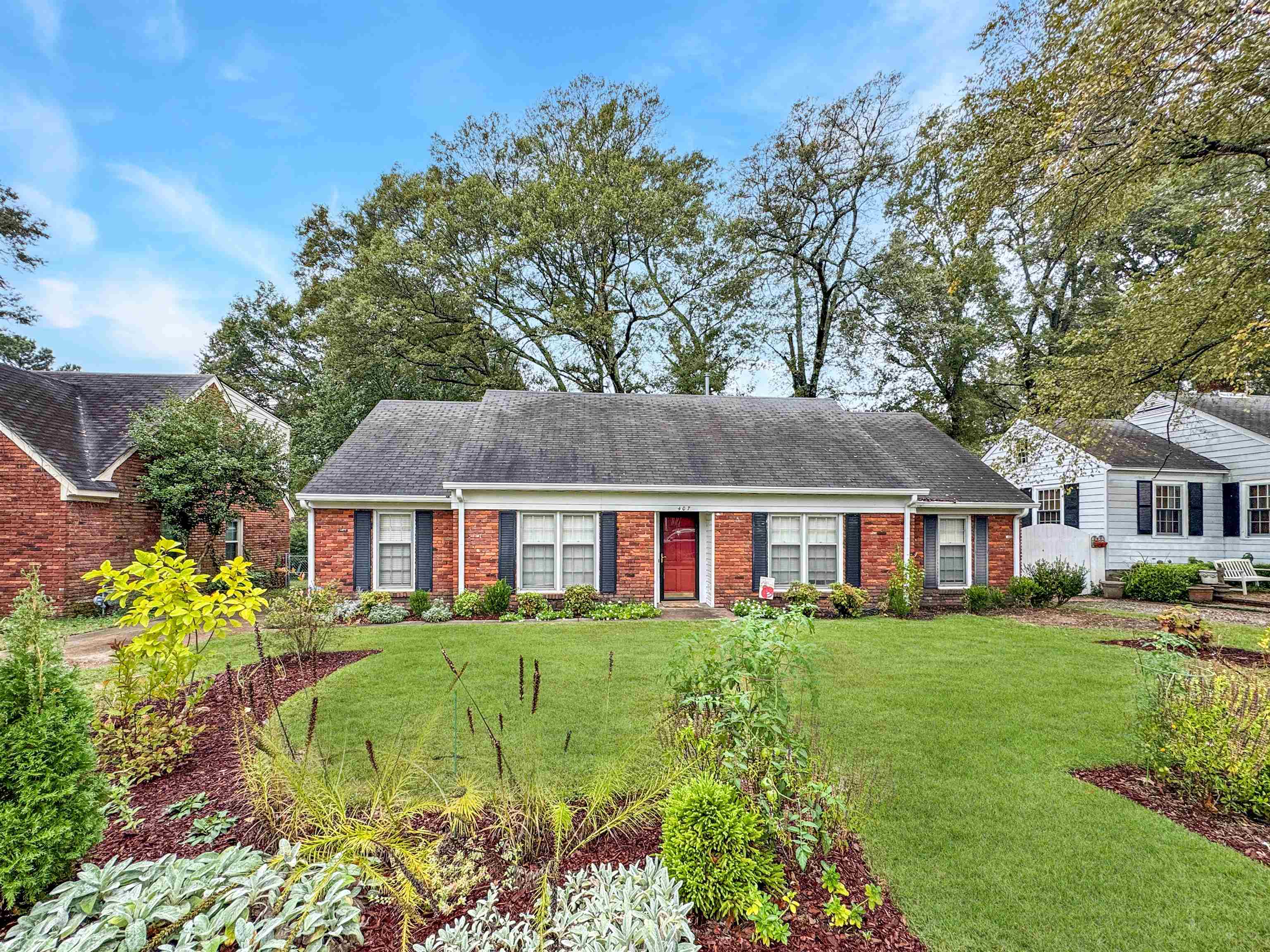 Memphis, Tennessee 38120, United States, 3 Bedrooms Bedrooms, ,2 BathroomsBathrooms,Residential,Active,234775