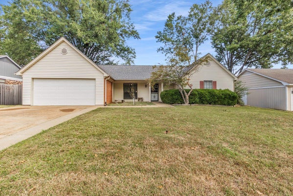 6388 BRIERGATE DR, BARTLETT, TN 38134 - Image 4e6c32d4e36810069a744c2a62ae3f4a/1529236761