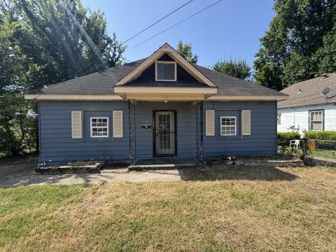 Photo of 983 E PERSON AVE, Memphis, TN 38106 (MLS # 10229129)
