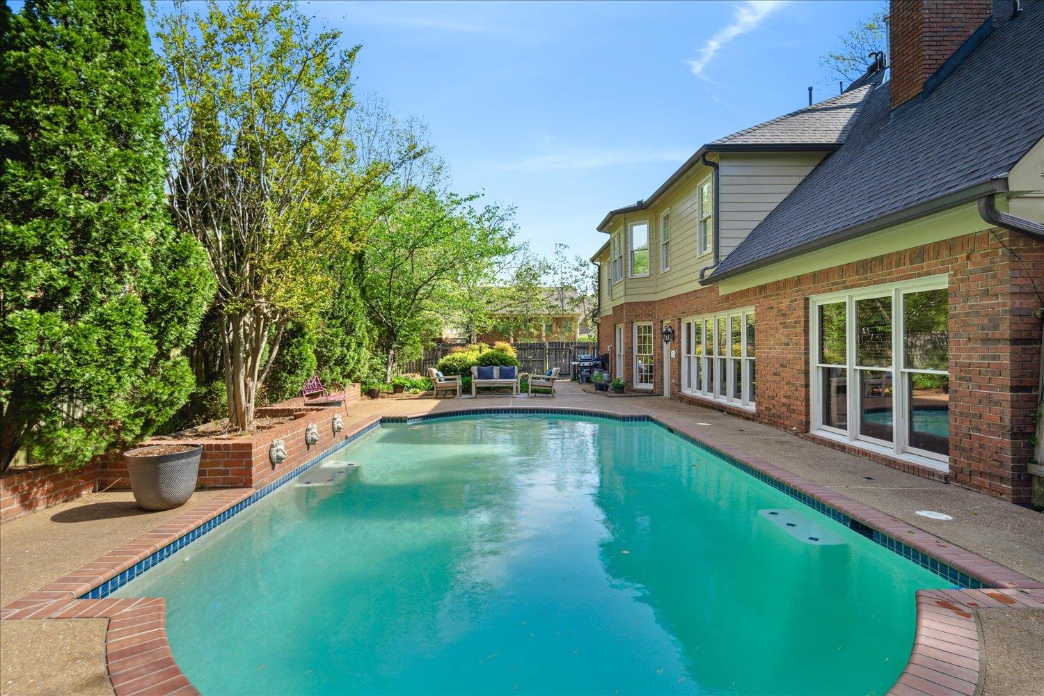 Germantown, Tennessee 38139, United States, 4 Bedrooms Bedrooms, ,4 BathroomsBathrooms,Residential,Active,110946