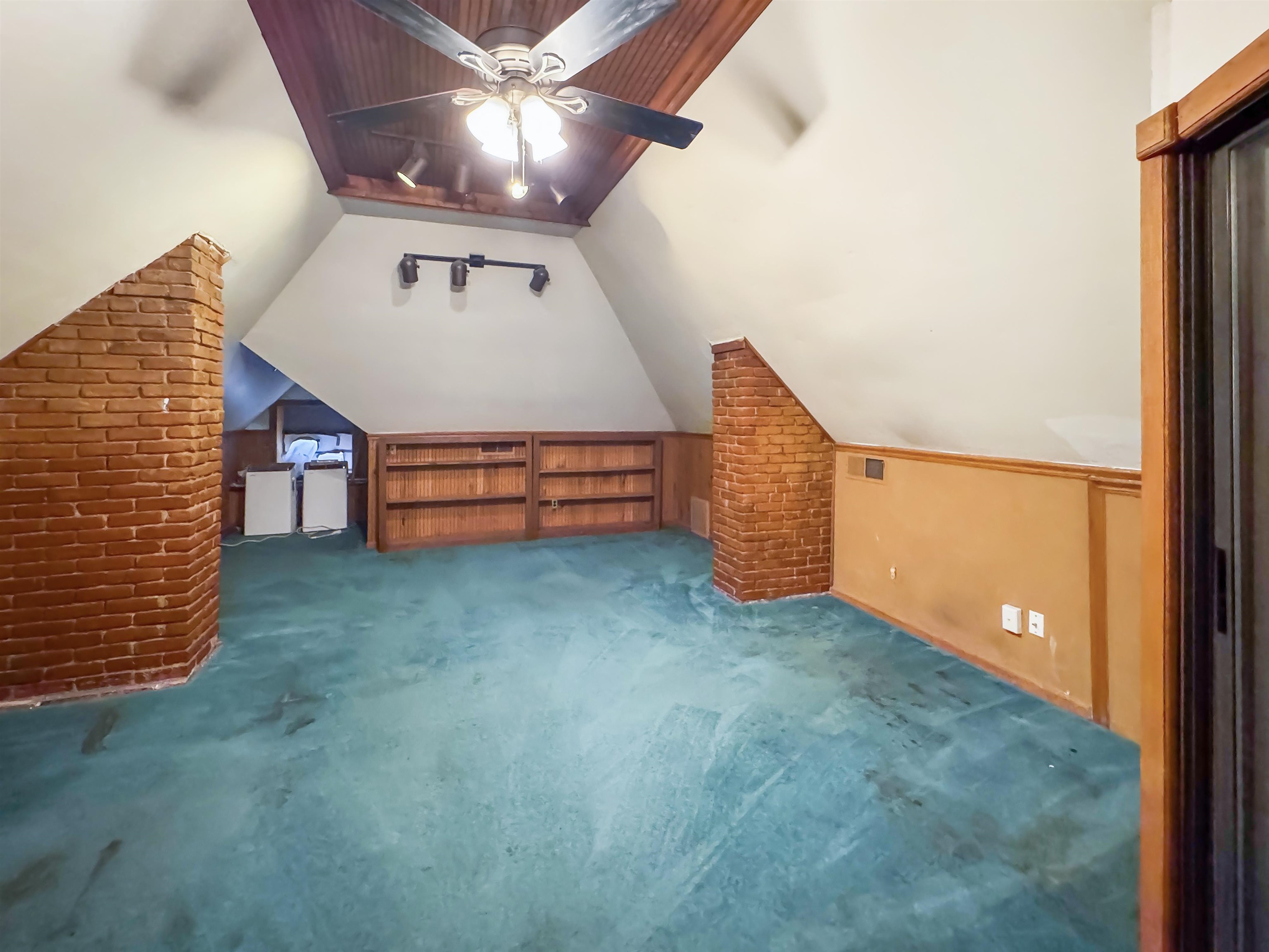 Memphis, Tennessee 38104, United States, 3 Bedrooms Bedrooms, ,1 BathroomBathrooms,Residential,Active,149933