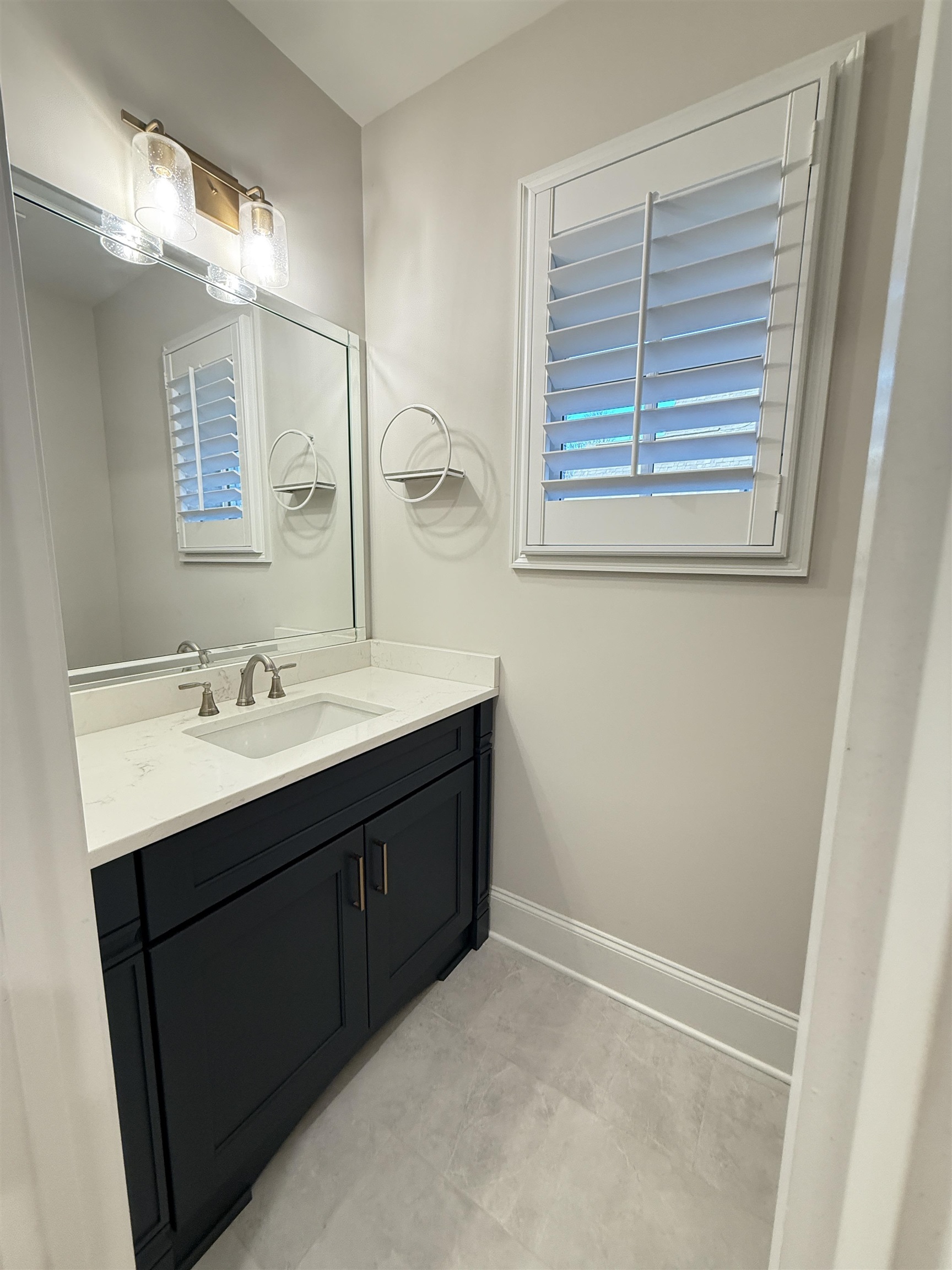 Unincorporated, Tennessee 38017, United States, 4 Bedrooms Bedrooms, ,5 BathroomsBathrooms,Residential,Pending,80222