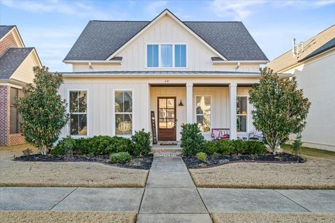 Photo of 60 COTTON BEND DR, Rossville, TN 38066 (MLS # 10211955)